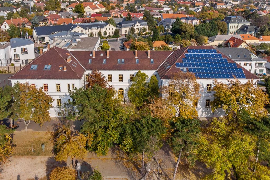 Megújul az iskola tetőszerkezete